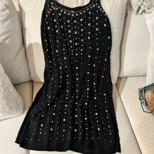 Sharara suit comes with dupatta barely worn